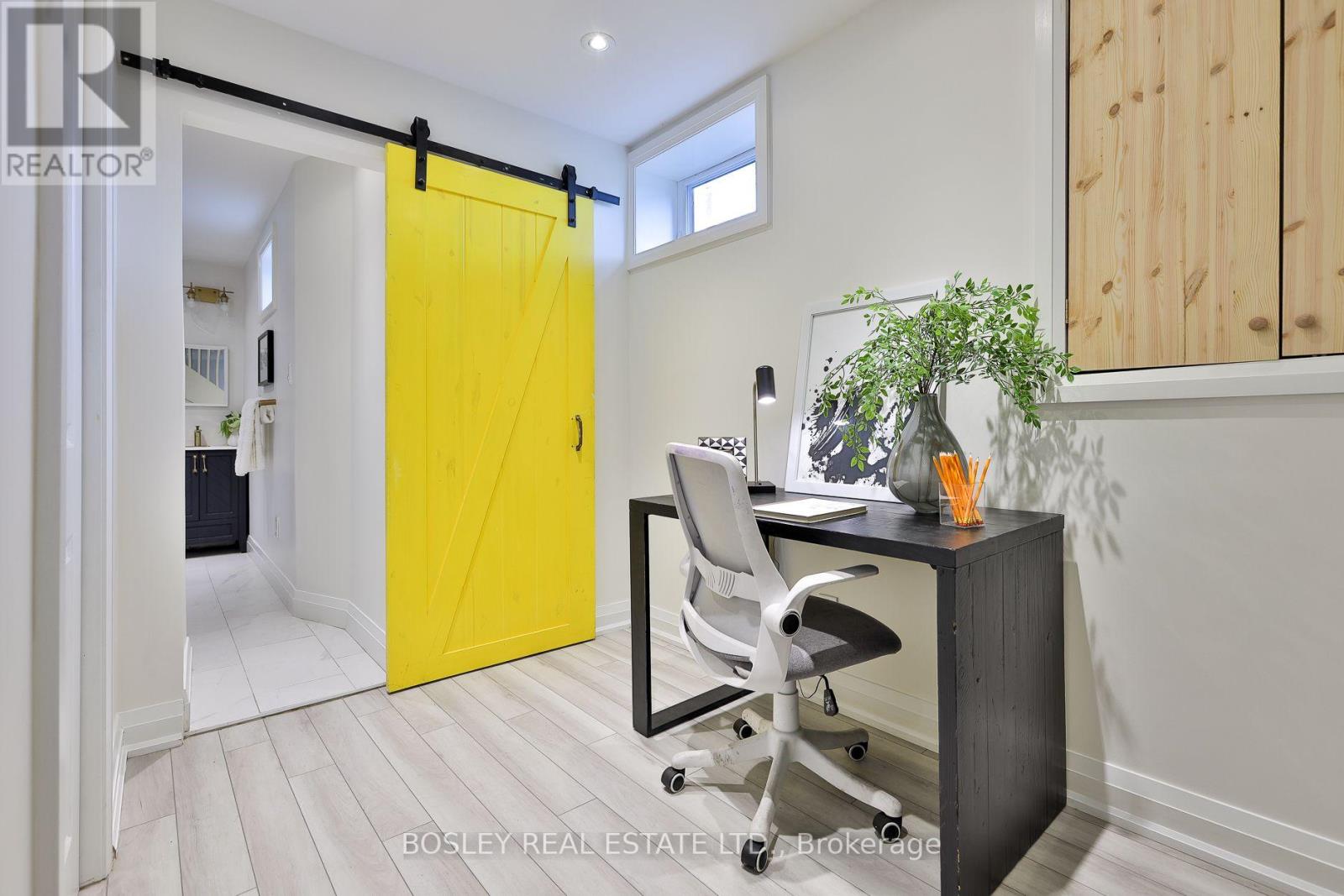 32 Mountalan Avenue, Toronto, Ontario  M4J 1H4 - Photo 35 - E13766078