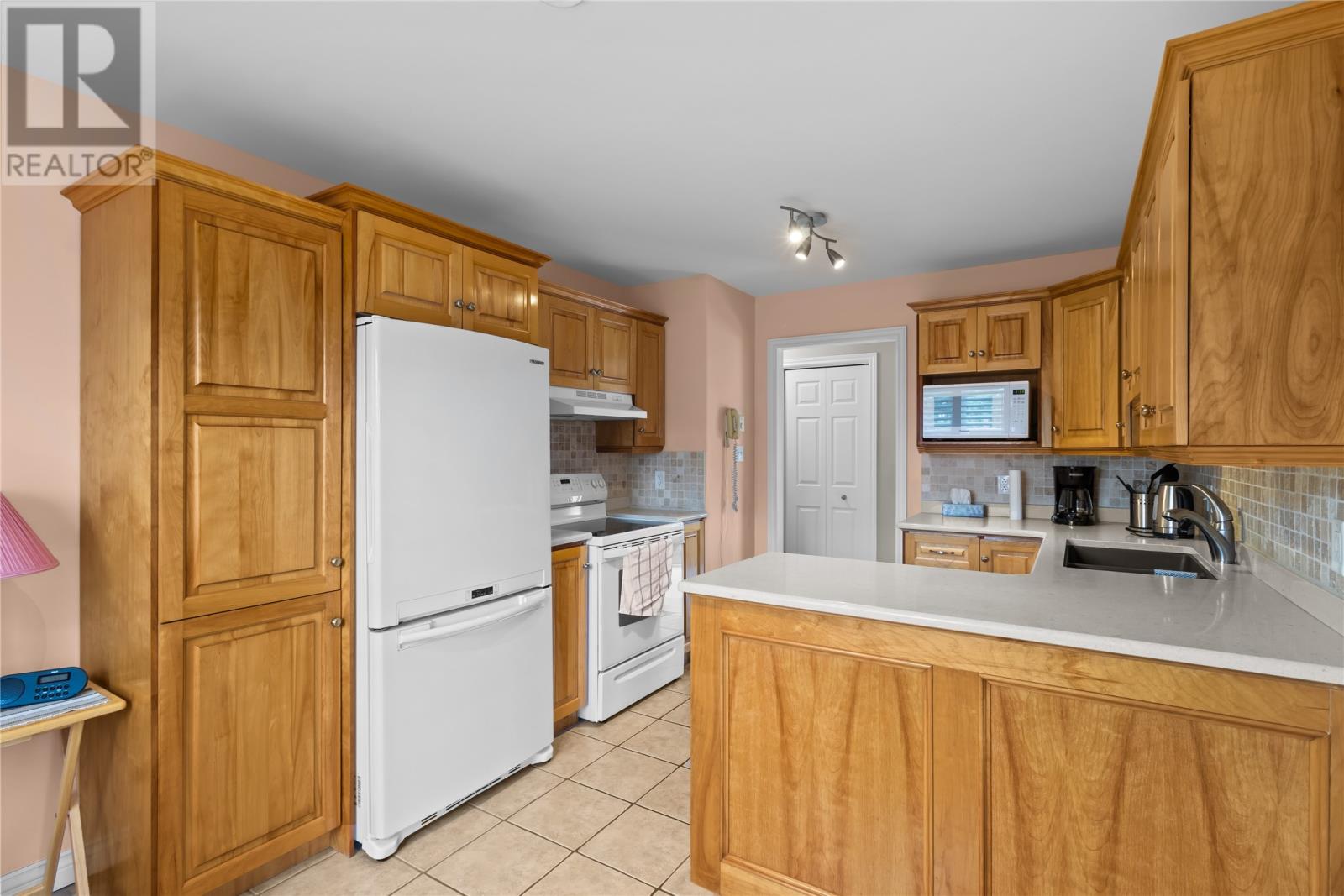 42 Cherokee Drive, St. John's — photo 5