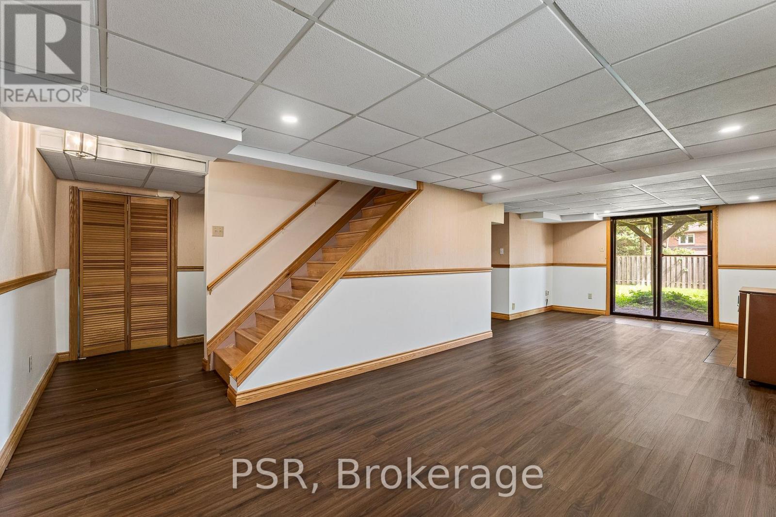 6 Lippincott Court, Richmond Hill (North Richvale), Ontario  L4C 7M5 - Photo 31 - N13765838