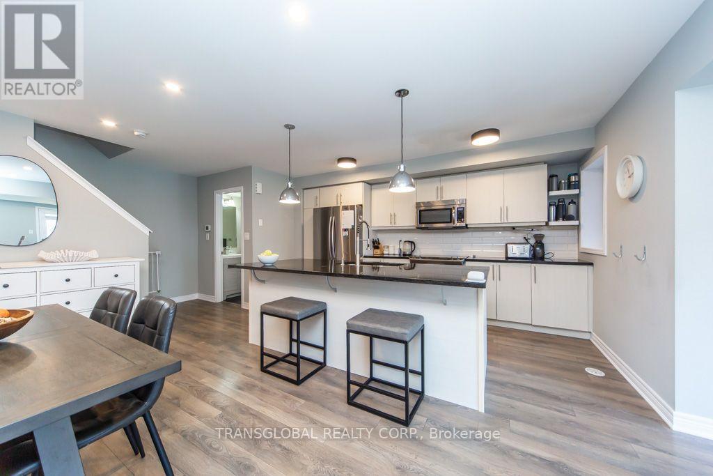 38 Minlow Way, Aurora, Ontario  L4G 0Y1 - Photo 3 - N13765920