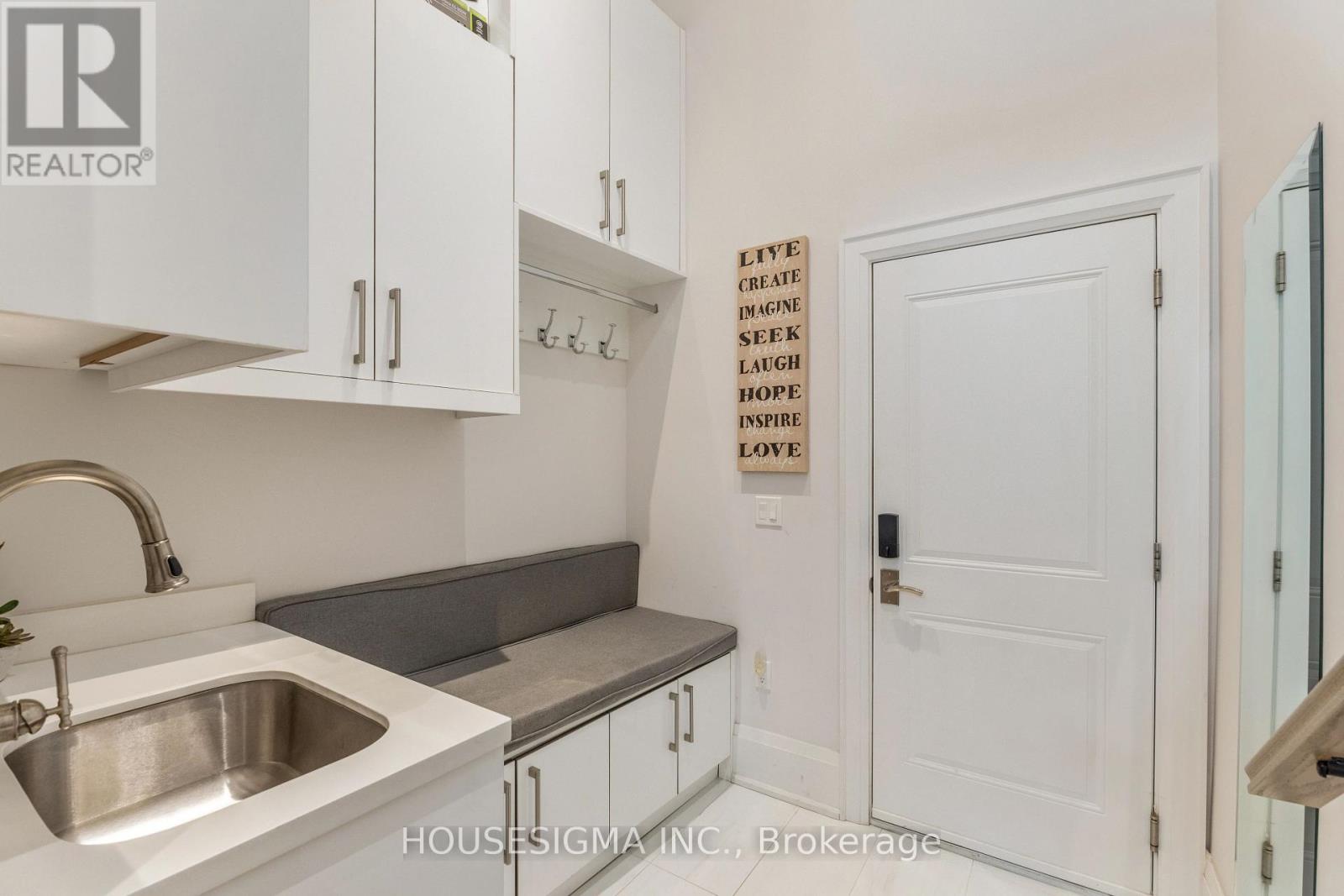 102 Oxford Street, Richmond Hill (Mill Pond), Ontario  L4C 4L5 - Photo 11 - N13765960