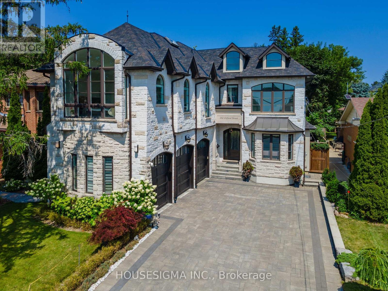 102 Oxford Street, Richmond Hill (Mill Pond), Ontario  L4C 4L5 - Photo 2 - N13765960