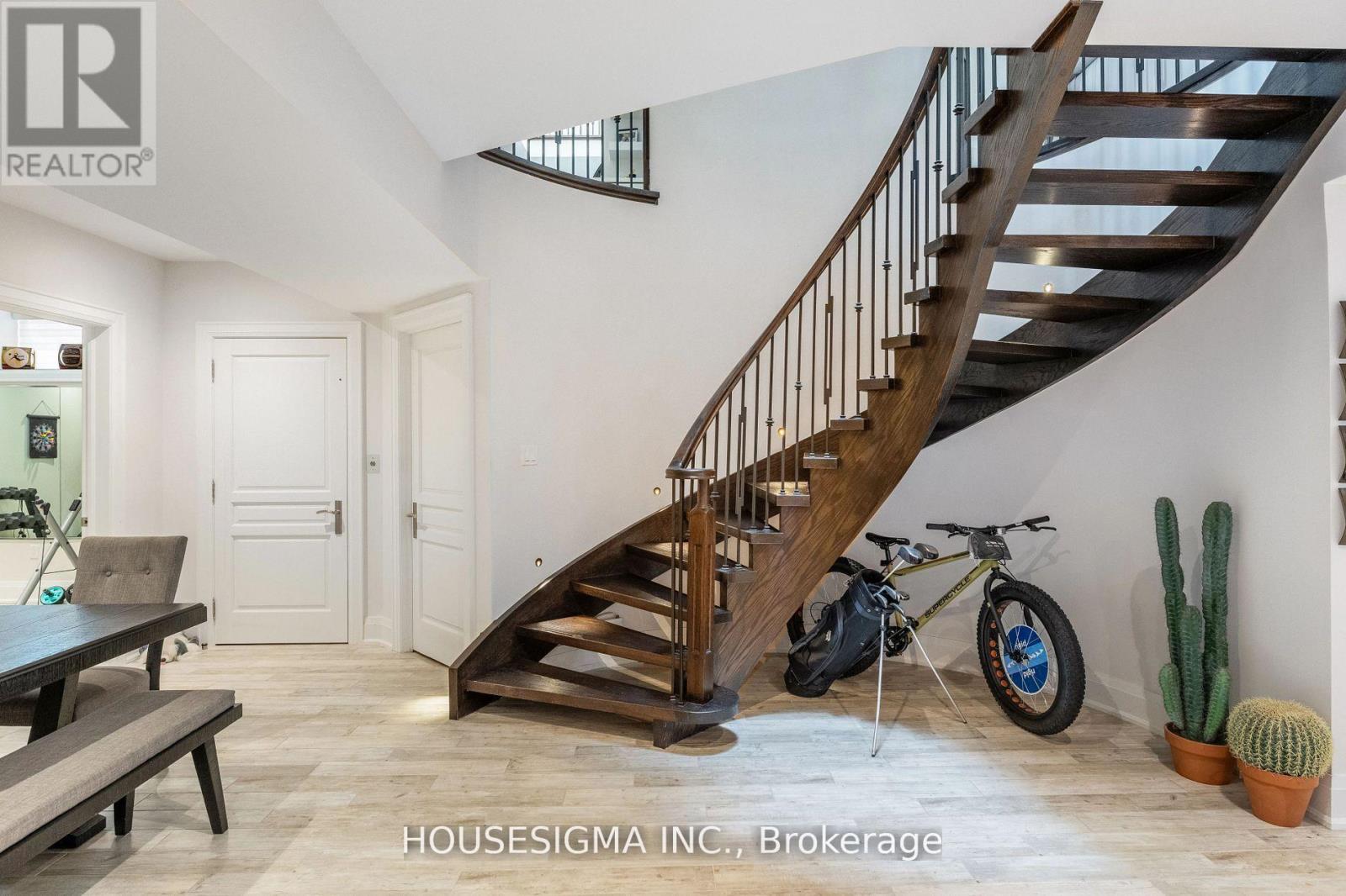 102 Oxford Street, Richmond Hill (Mill Pond), Ontario  L4C 4L5 - Photo 27 - N13765960