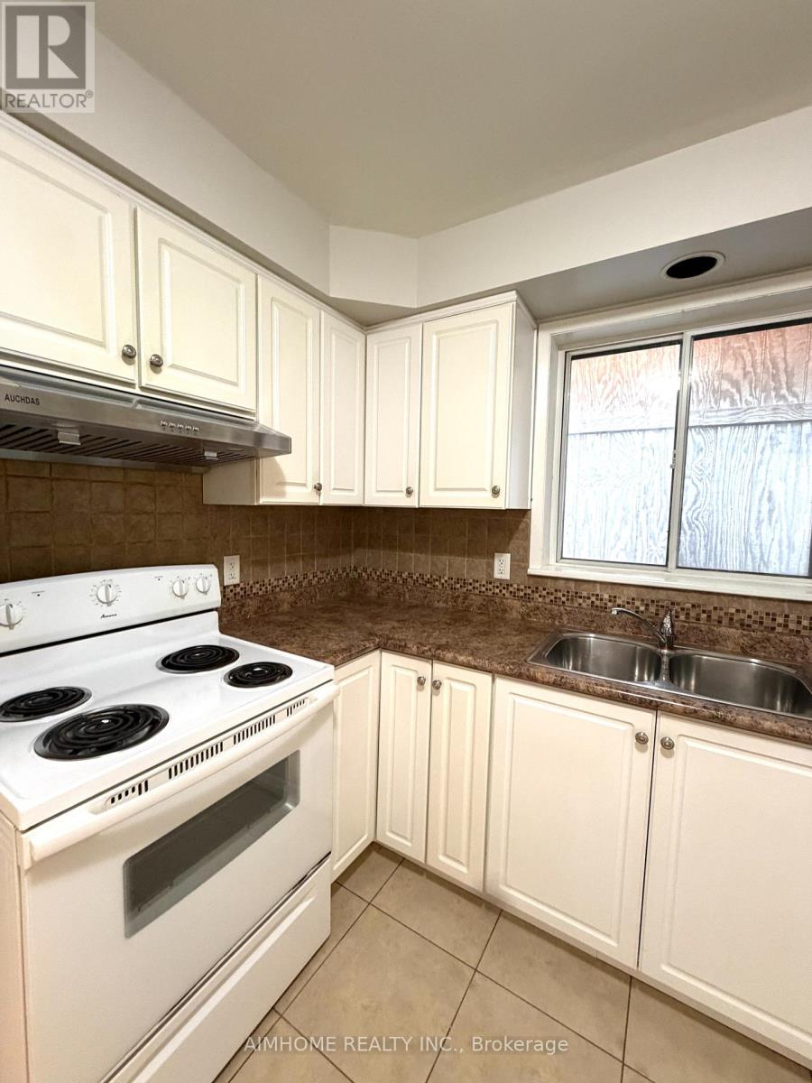 Main - 887 Srigley Street, Newmarket, Ontario  L3Y 1Y2 - Photo 6 - N13766082