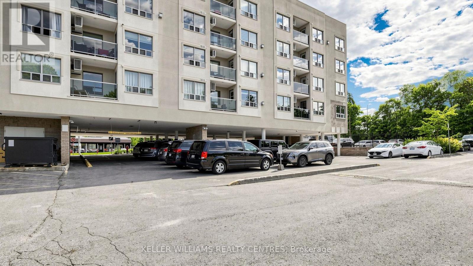417 - 160 Wellington Street E, Aurora, Ontario L4G 1J3 - Photo 2 - N13766086