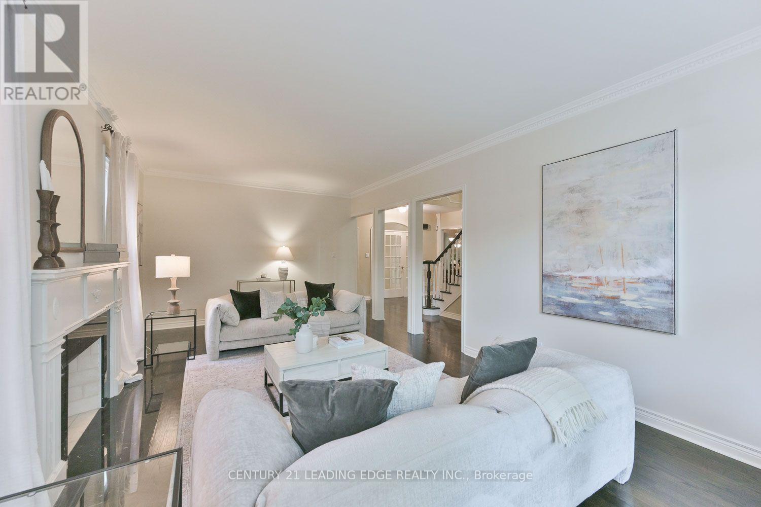 78 Wrenwood Court, Markham, Ontario  L3R 6H5 - Photo 7 - N13766114