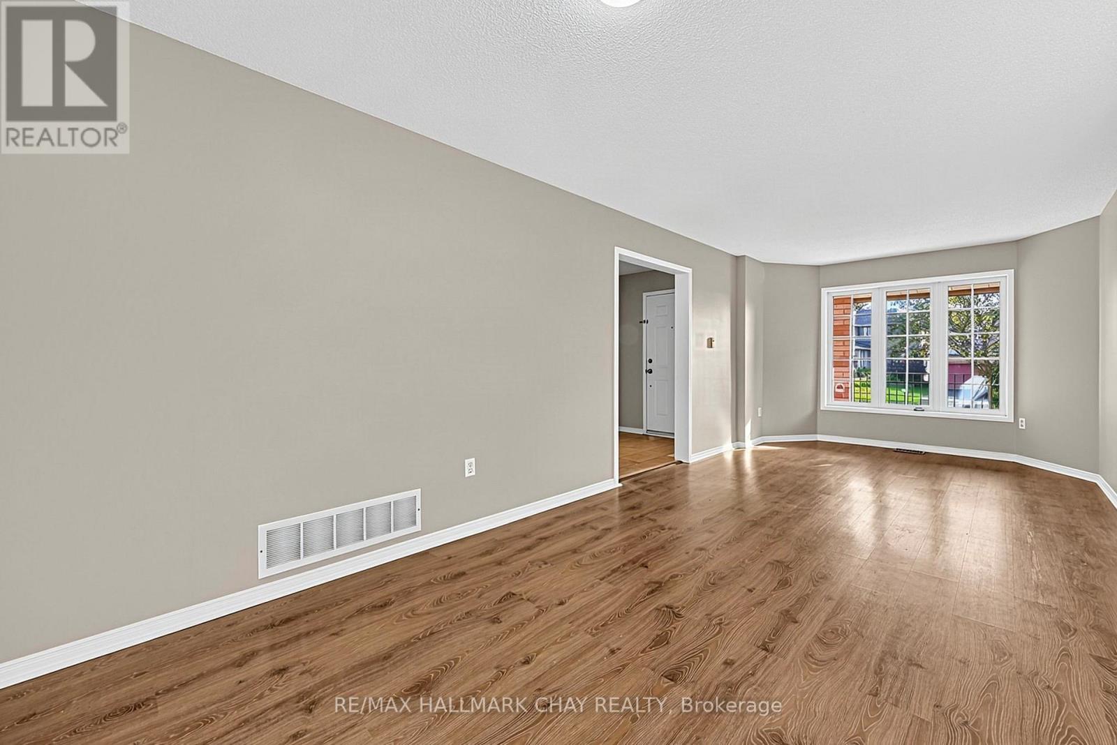 50 Loon Avenue, Barrie, Ontario L4N 8W6 - Photo 12 - S13765794