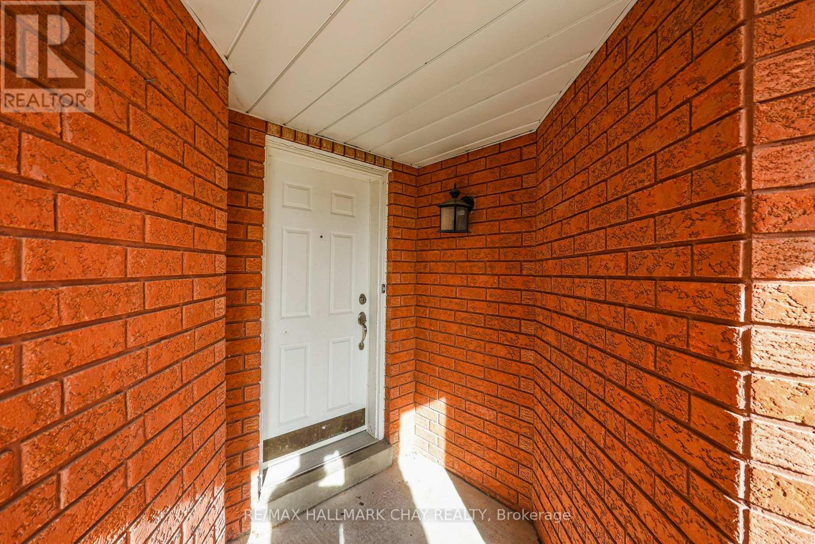 50 Loon Avenue, Barrie, Ontario L4N 8W6 - Photo 4 - S13765794