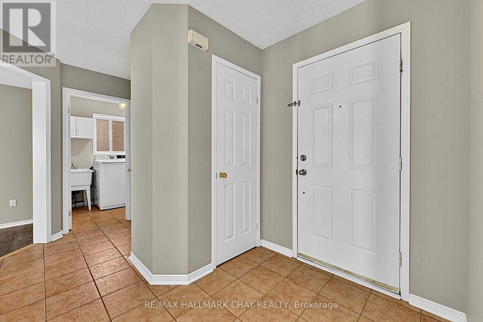 50 Loon Avenue, Barrie, Ontario L4N 8W6 - Photo 7 - S13765794