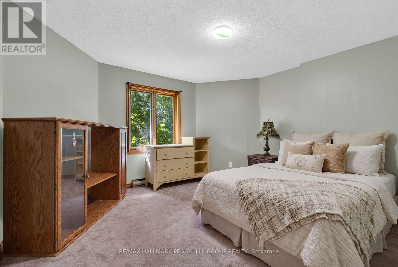 9 Little Lake Drive, Barrie, Ontario  L4M 7B9 - Photo 13 - S13766092