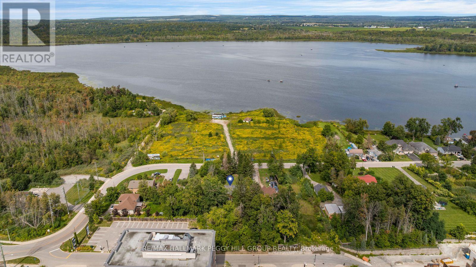 9 Little Lake Drive, Barrie, Ontario  L4M 7B9 - Photo 2 - S13766092