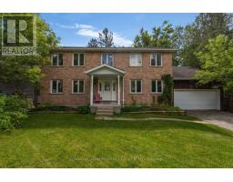 9 LITTLE LAKE DRIVE, Barrie, Ontario