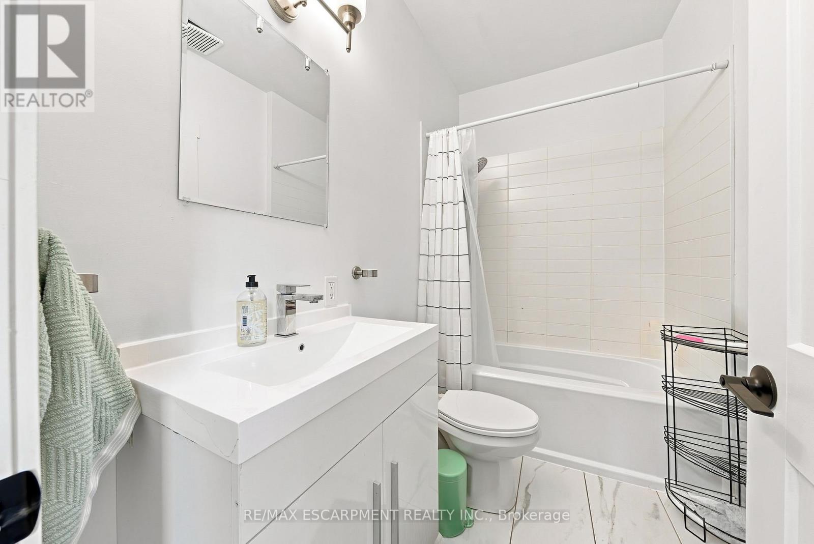2177 Lakeshore Road, Burlington, Ontario  L7R 1A5 - Photo 34 - W13765678