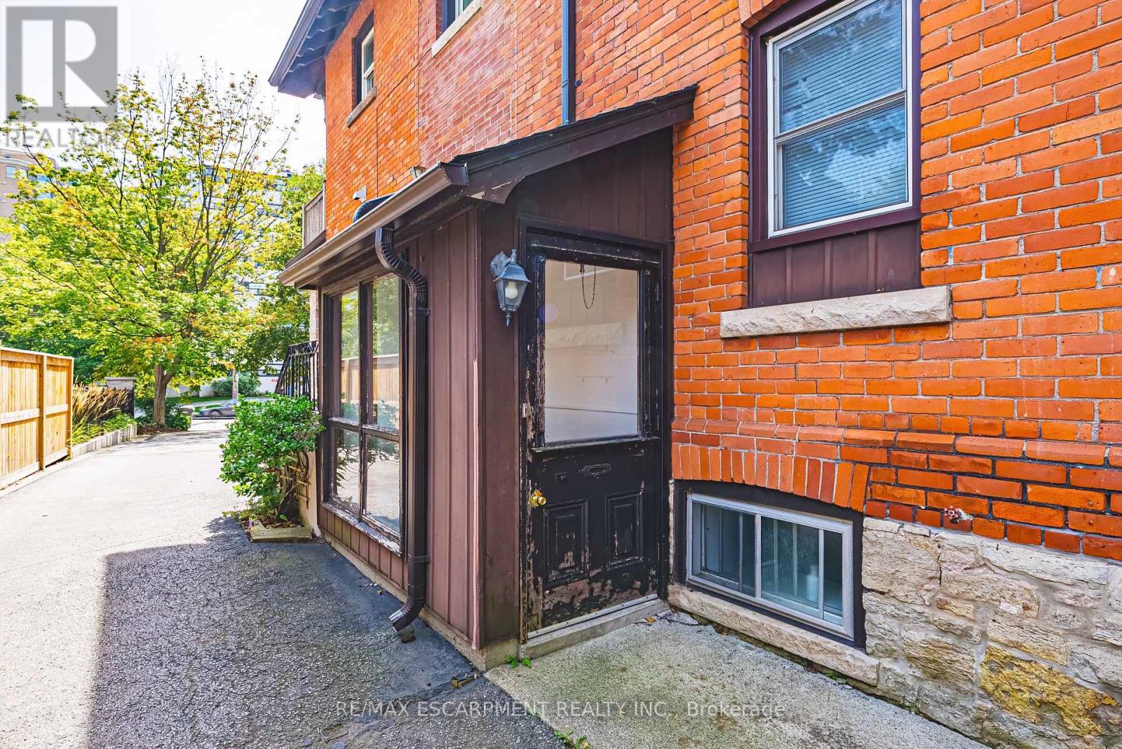 2177 Lakeshore Road, Burlington, Ontario  L7R 1A5 - Photo 42 - W13765678