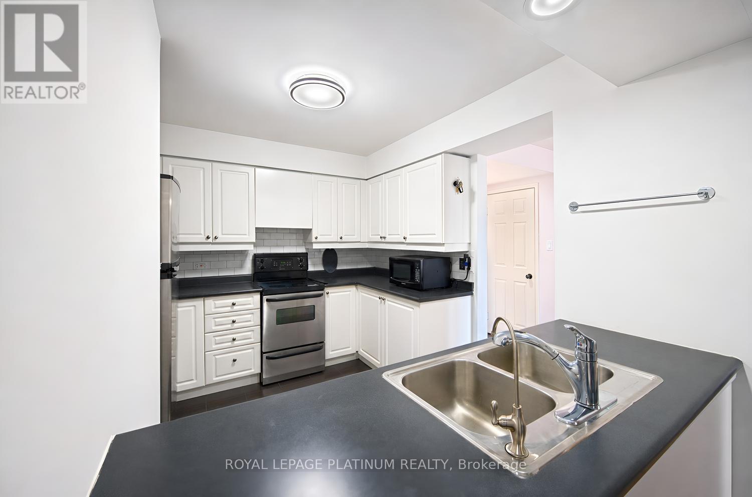 708 - 50 Eglinton Avenue W, Mississauga, Ontario  L5R 3P5 - Photo 16 - W13765702