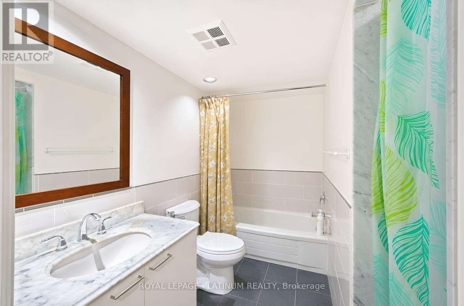 708 - 50 Eglinton Avenue W, Mississauga, Ontario  L5R 3P5 - Photo 26 - W13765702