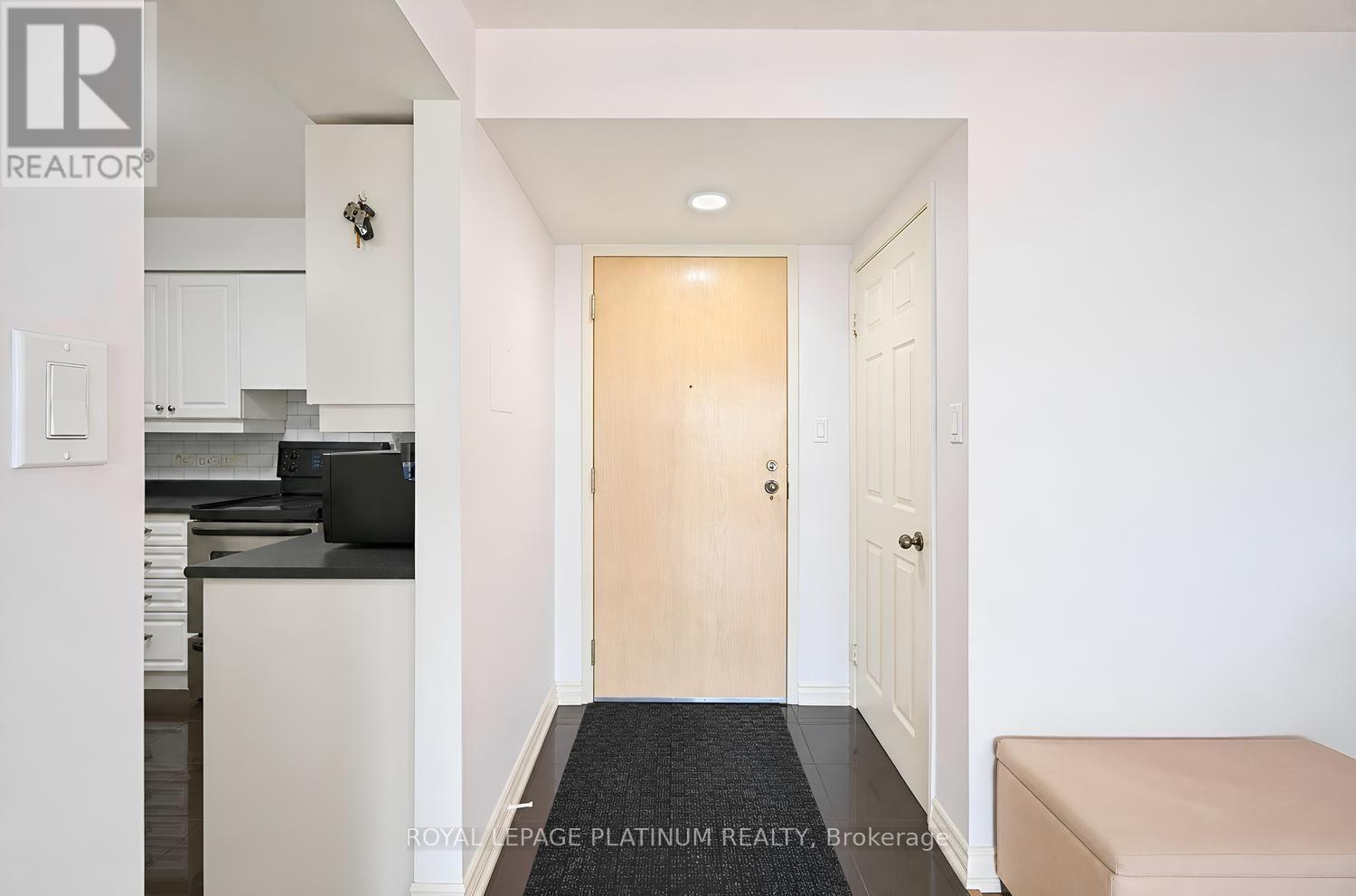 708 - 50 Eglinton Avenue W, Mississauga, Ontario  L5R 3P5 - Photo 6 - W13765702