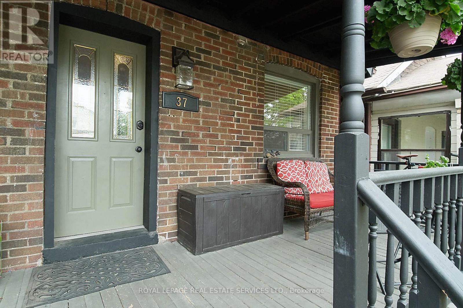 37 Seventeenth Street, Toronto, Ontario  M8V 3K2 - Photo 4 - W13765714