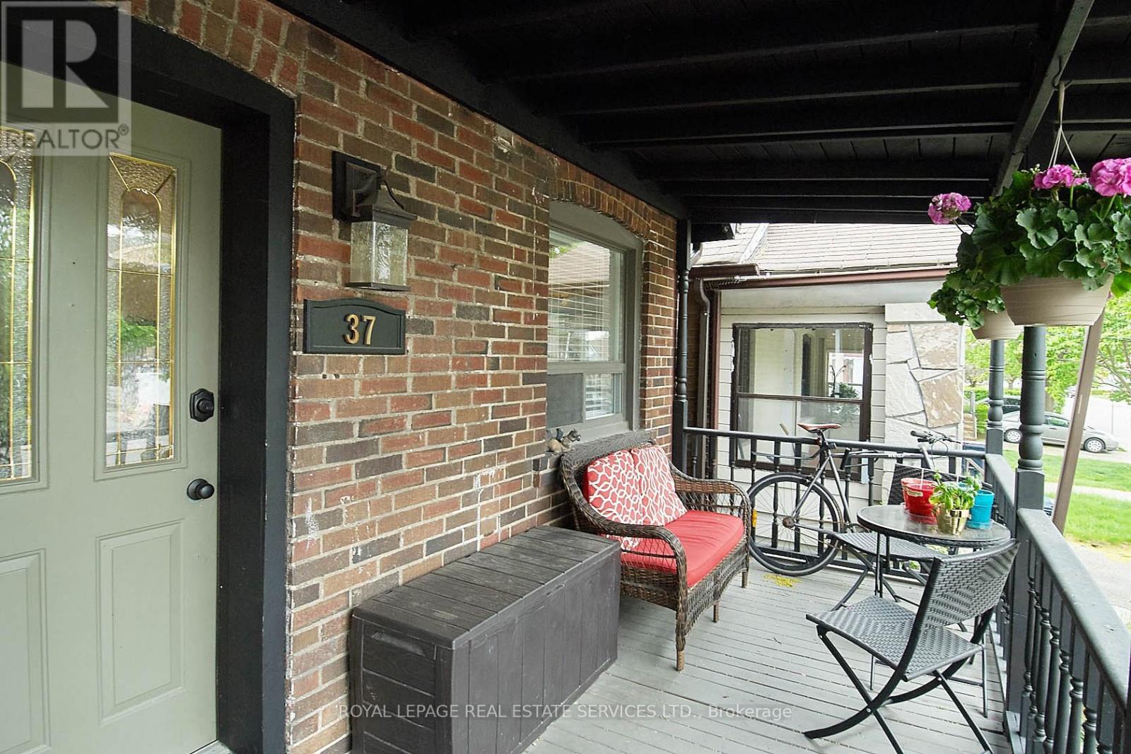 37 Seventeenth Street, Toronto, Ontario  M8V 3K2 - Photo 5 - W13765714