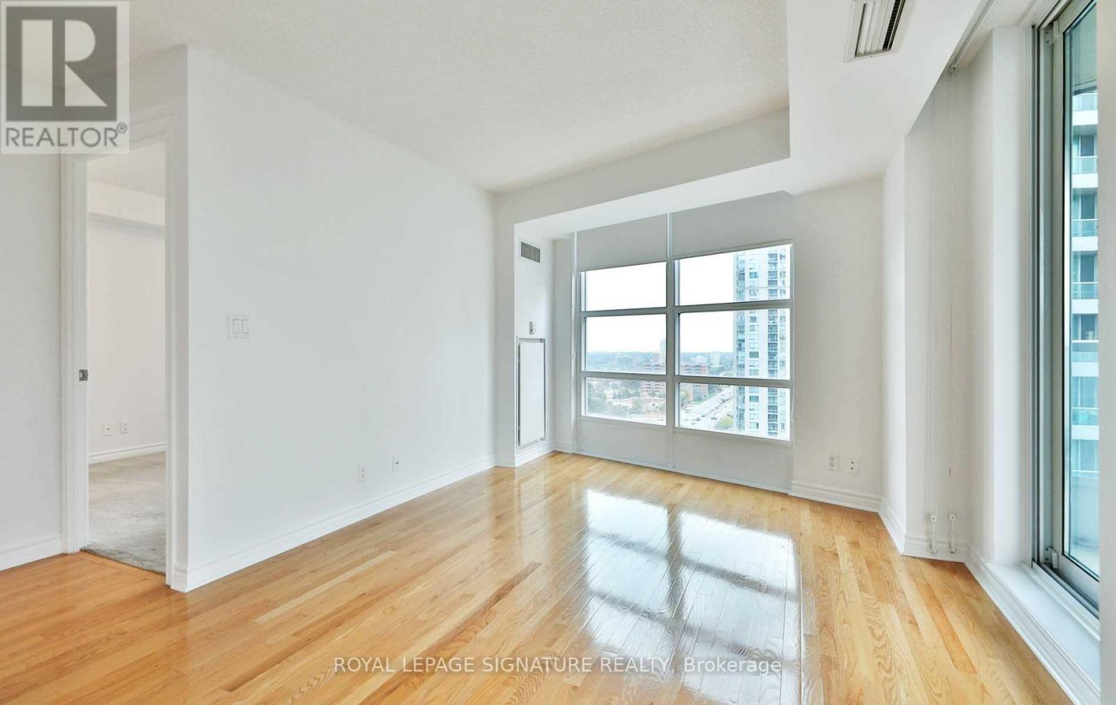 1605 - 1 Elm Drive W, Mississauga, Ontario L5B 4M1 - Photo 11 - W13765728