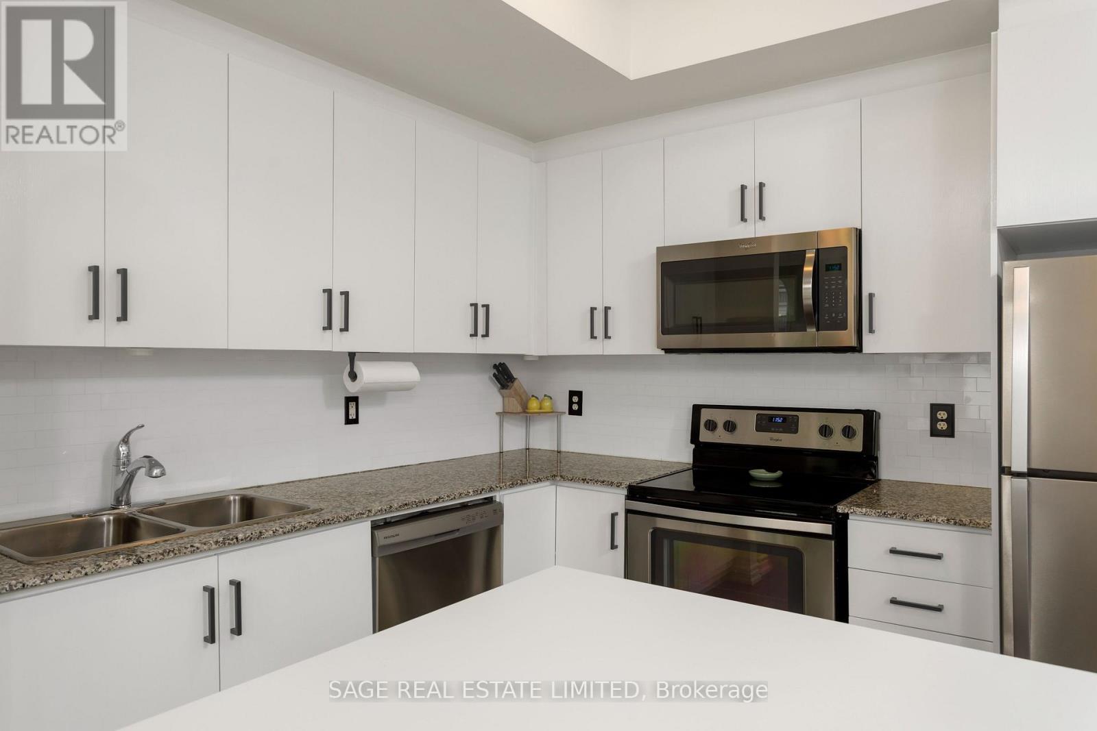 27 - 140 Long Branch Avenue, Toronto, Ontario  M8W 0B1 - Photo 14 - W13765816