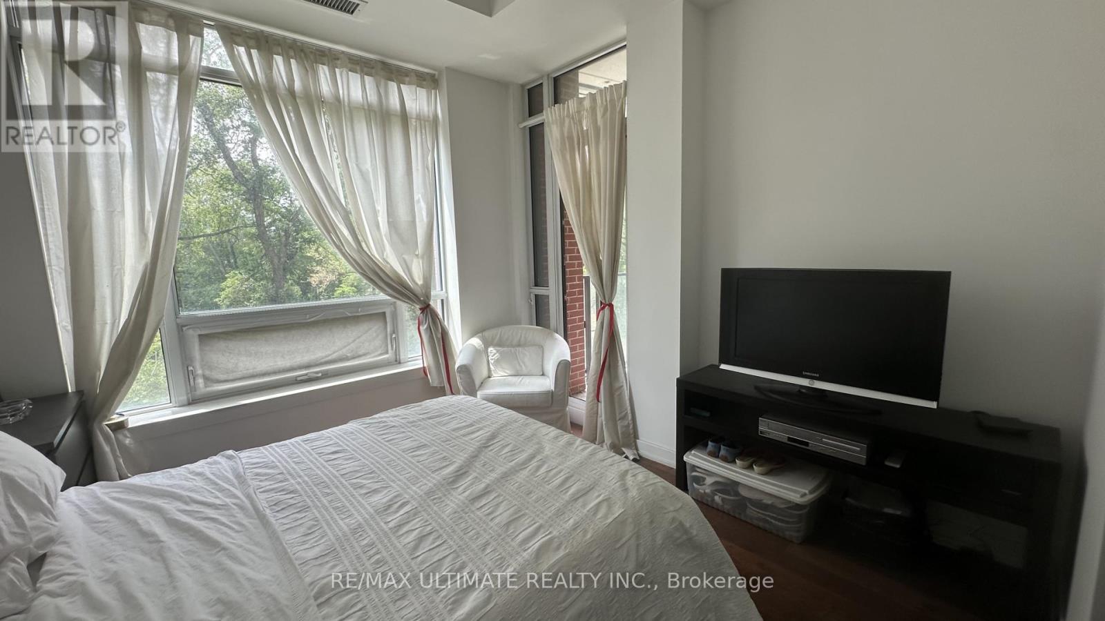 Th01 - 2212 Lake Shore Boulevard W, Toronto, Ontario M8V 0C2 - Photo 12 - W13765852