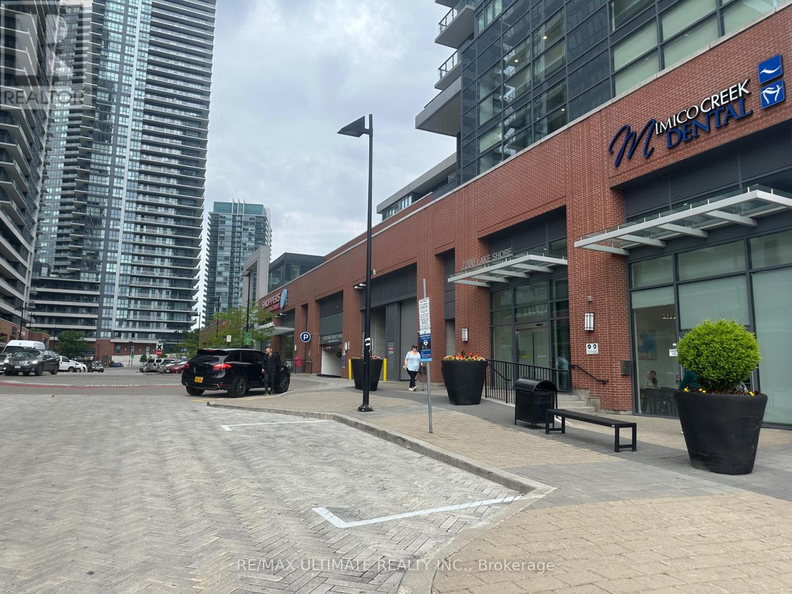 Th01 - 2212 Lake Shore Boulevard W, Toronto, Ontario M8V 0C2 - Photo 32 - W13765852