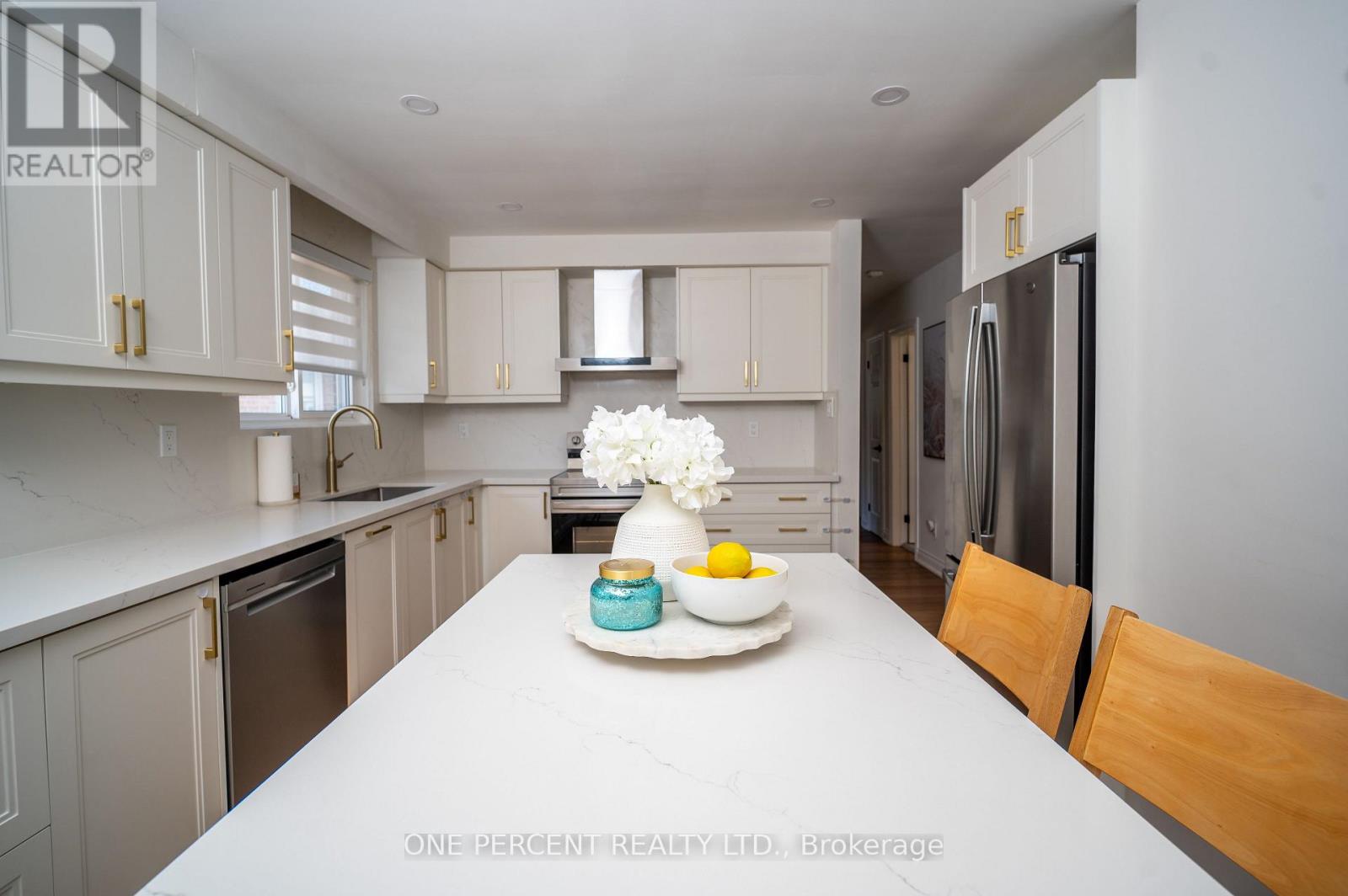 75 Plunkett Road, Toronto, Ontario  M9L 2J4 - Photo 10 - W13765854