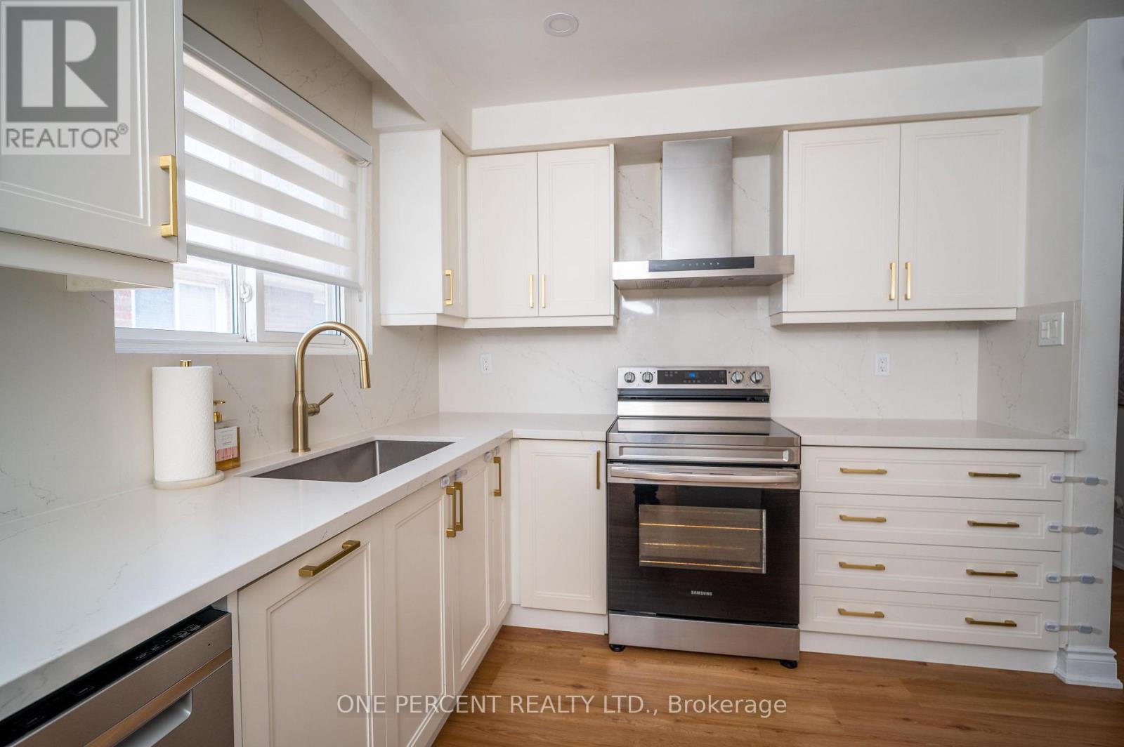 75 Plunkett Road, Toronto, Ontario  M9L 2J4 - Photo 12 - W13765854