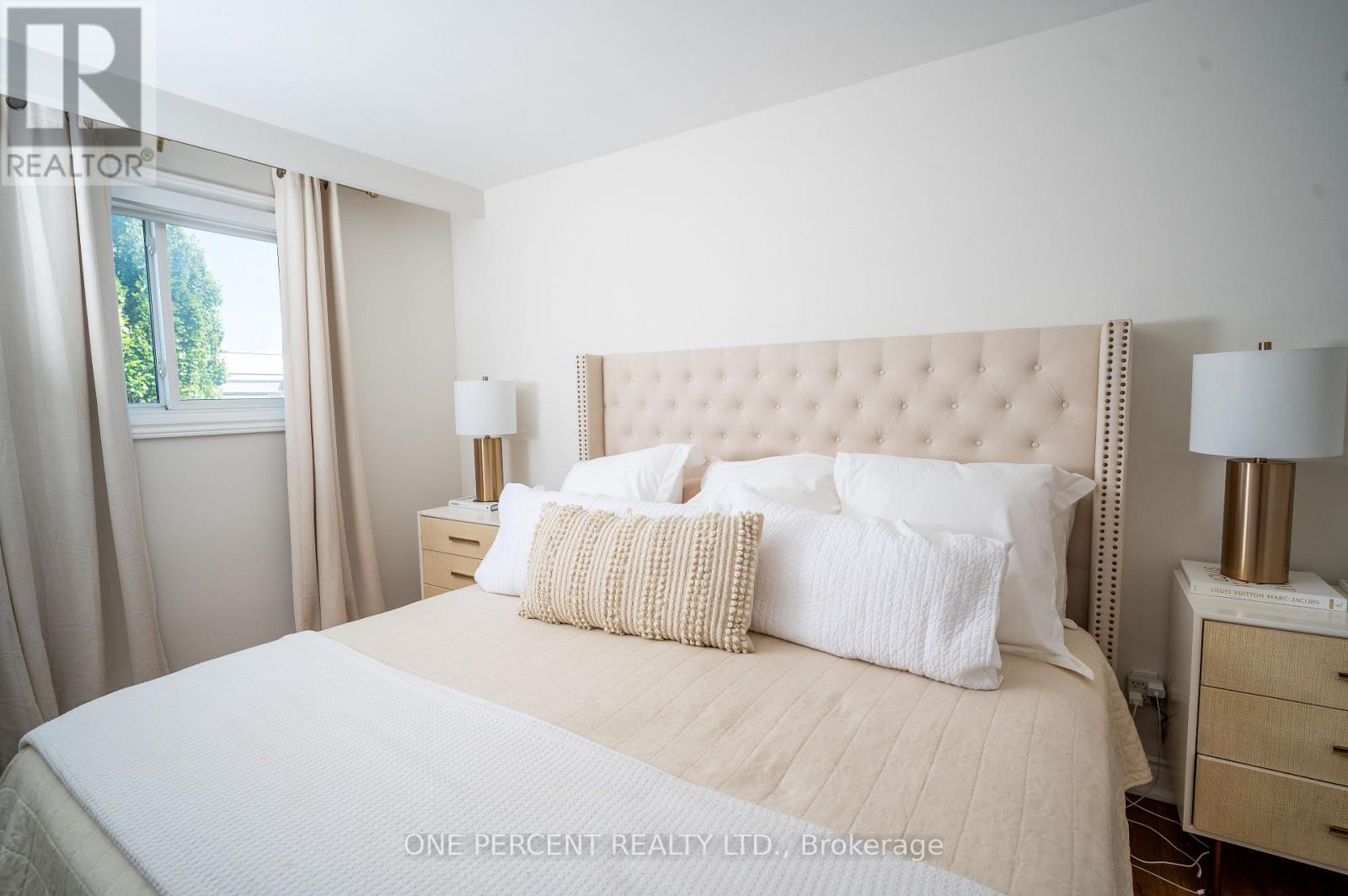 75 Plunkett Road, Toronto, Ontario  M9L 2J4 - Photo 14 - W13765854