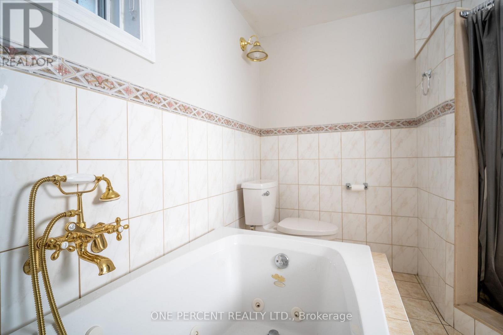 75 Plunkett Road, Toronto, Ontario  M9L 2J4 - Photo 29 - W13765854
