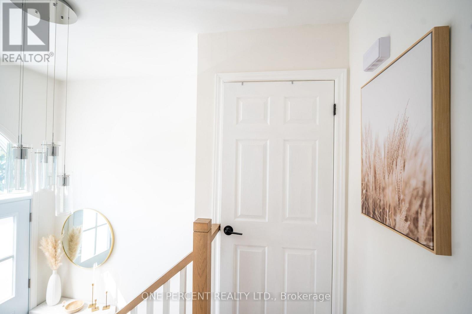 75 Plunkett Road, Toronto, Ontario  M9L 2J4 - Photo 3 - W13765854