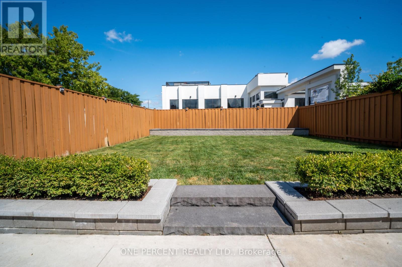 75 Plunkett Road, Toronto, Ontario  M9L 2J4 - Photo 33 - W13765854