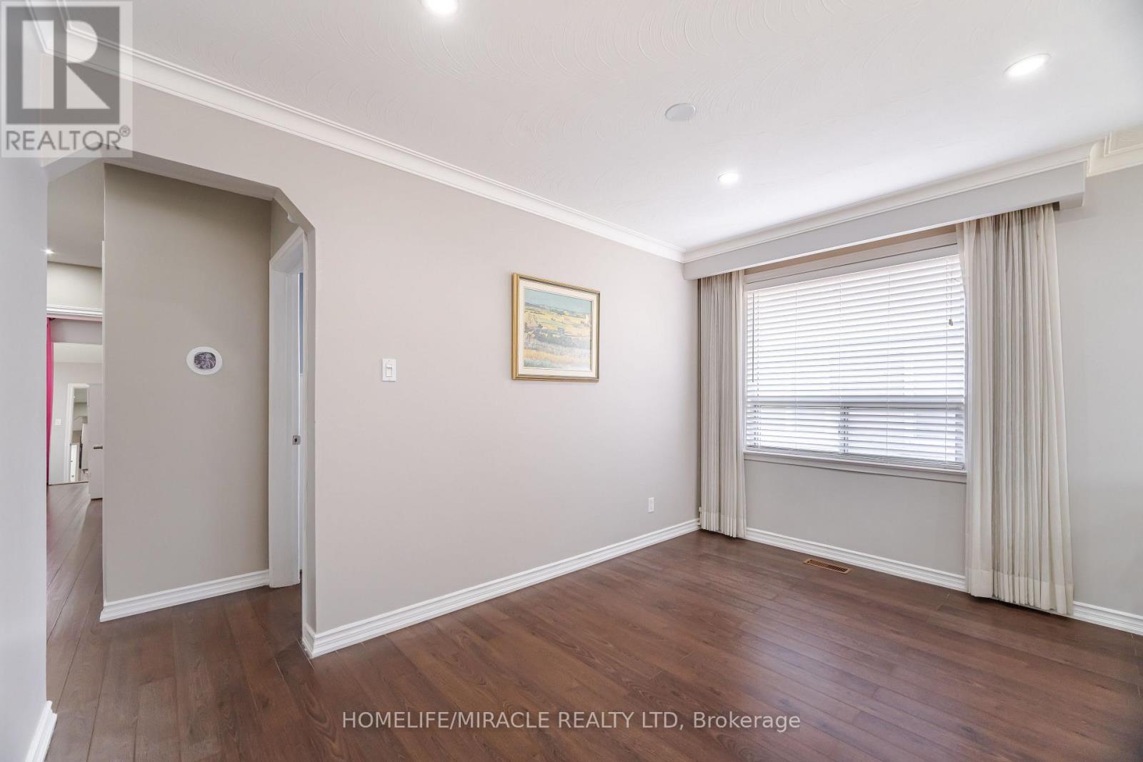 41 Bradstock Road, Toronto, Ontario  M9M 1M9 - Photo 14 - W13765904