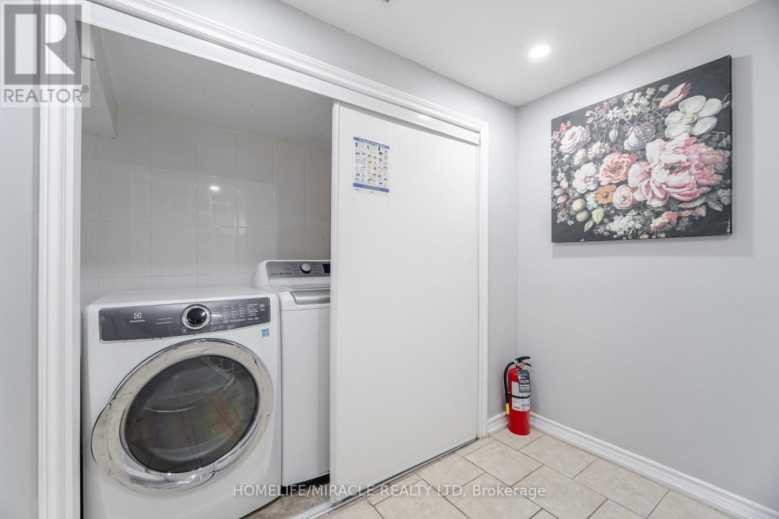 41 Bradstock Road, Toronto, Ontario  M9M 1M9 - Photo 46 - W13765904