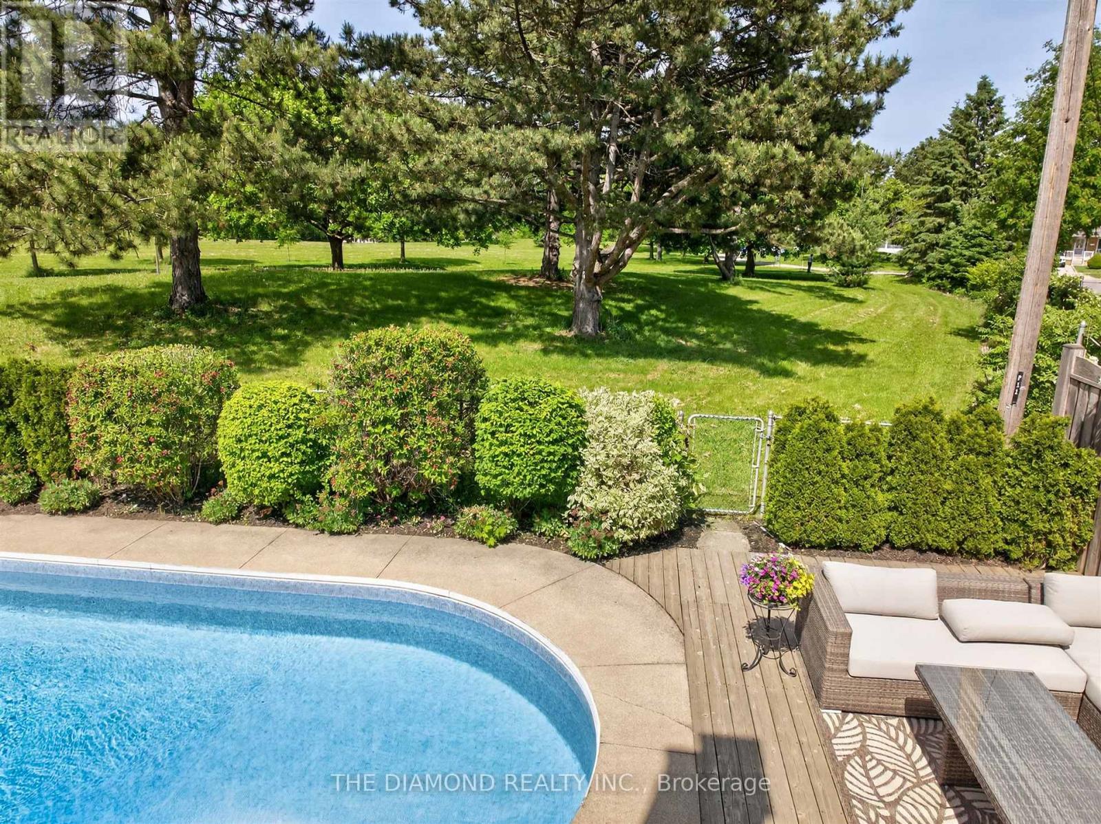 11 Swordbill Drive, Toronto, Ontario  M9A 4V3 - Photo 31 - W13765928