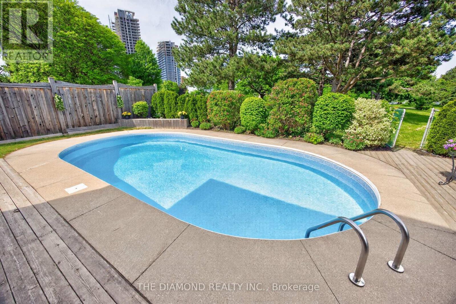 11 Swordbill Drive, Toronto, Ontario  M9A 4V3 - Photo 35 - W13765928