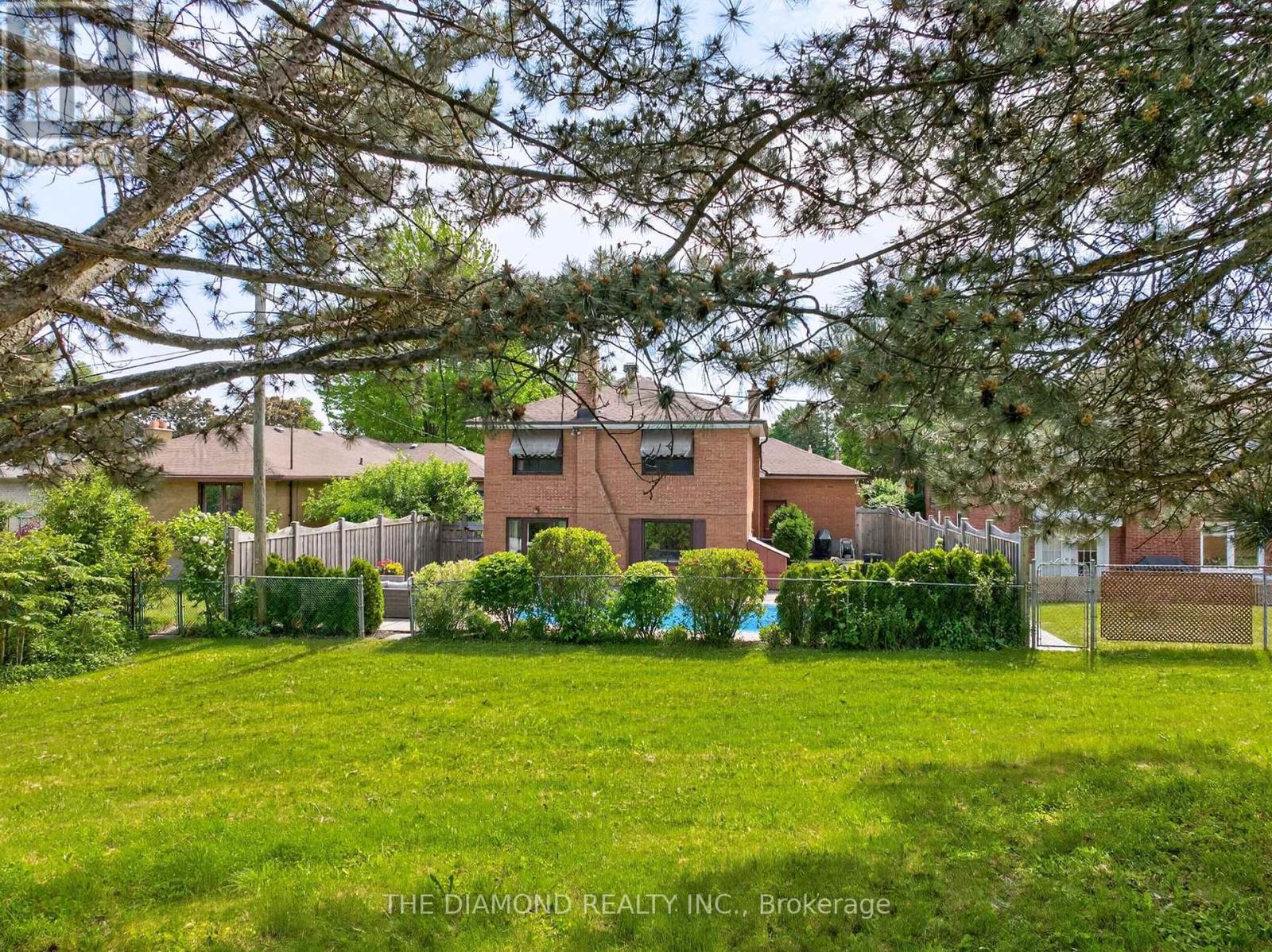 11 Swordbill Drive, Toronto, Ontario  M9A 4V3 - Photo 40 - W13765928