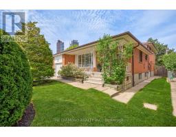 11 SWORDBILL DRIVE, Toronto, Ontario