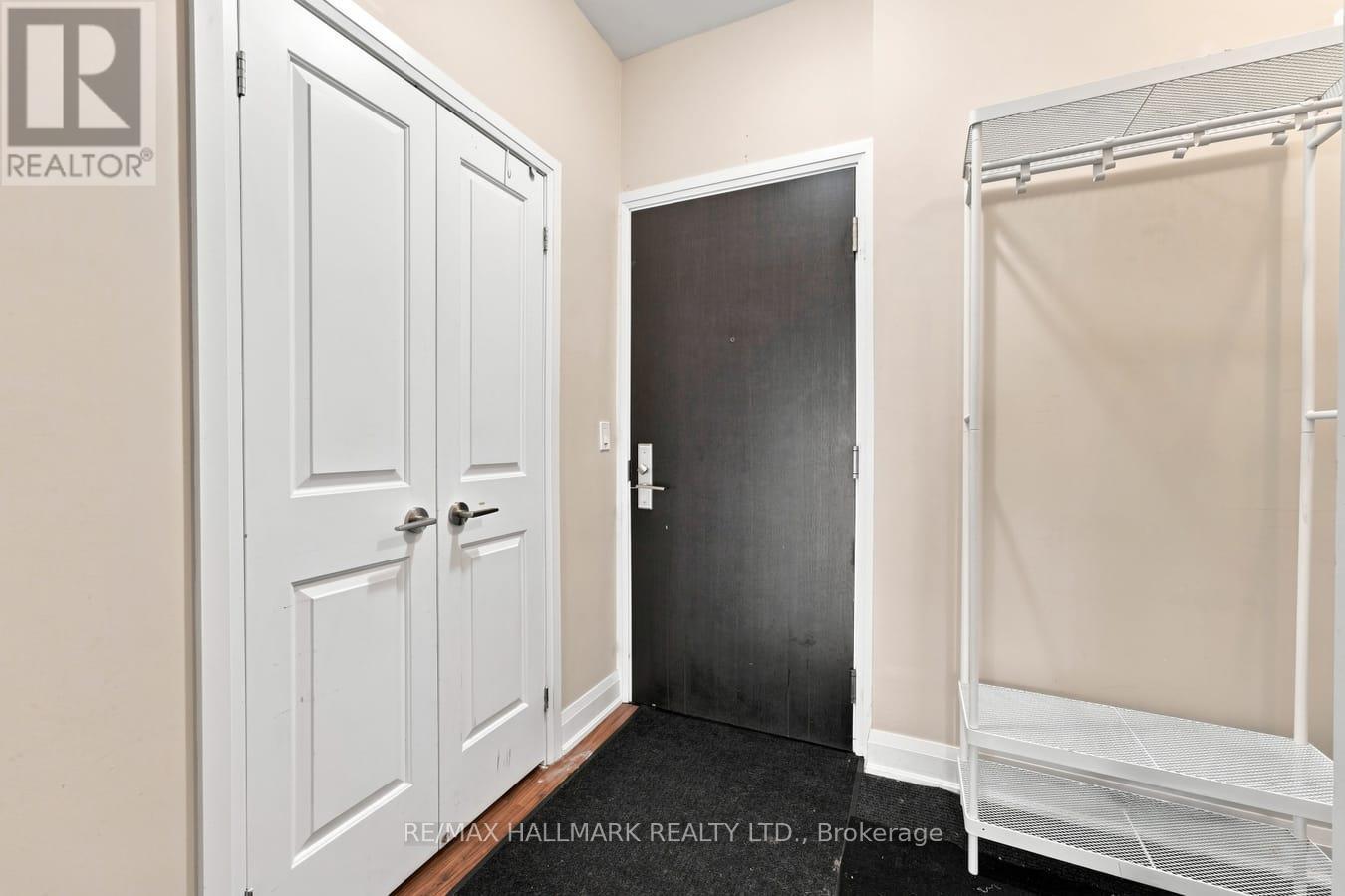 905 - 25 Fontenay Court, Toronto, Ontario  M9A 0C4 - Photo 4 - W13766002
