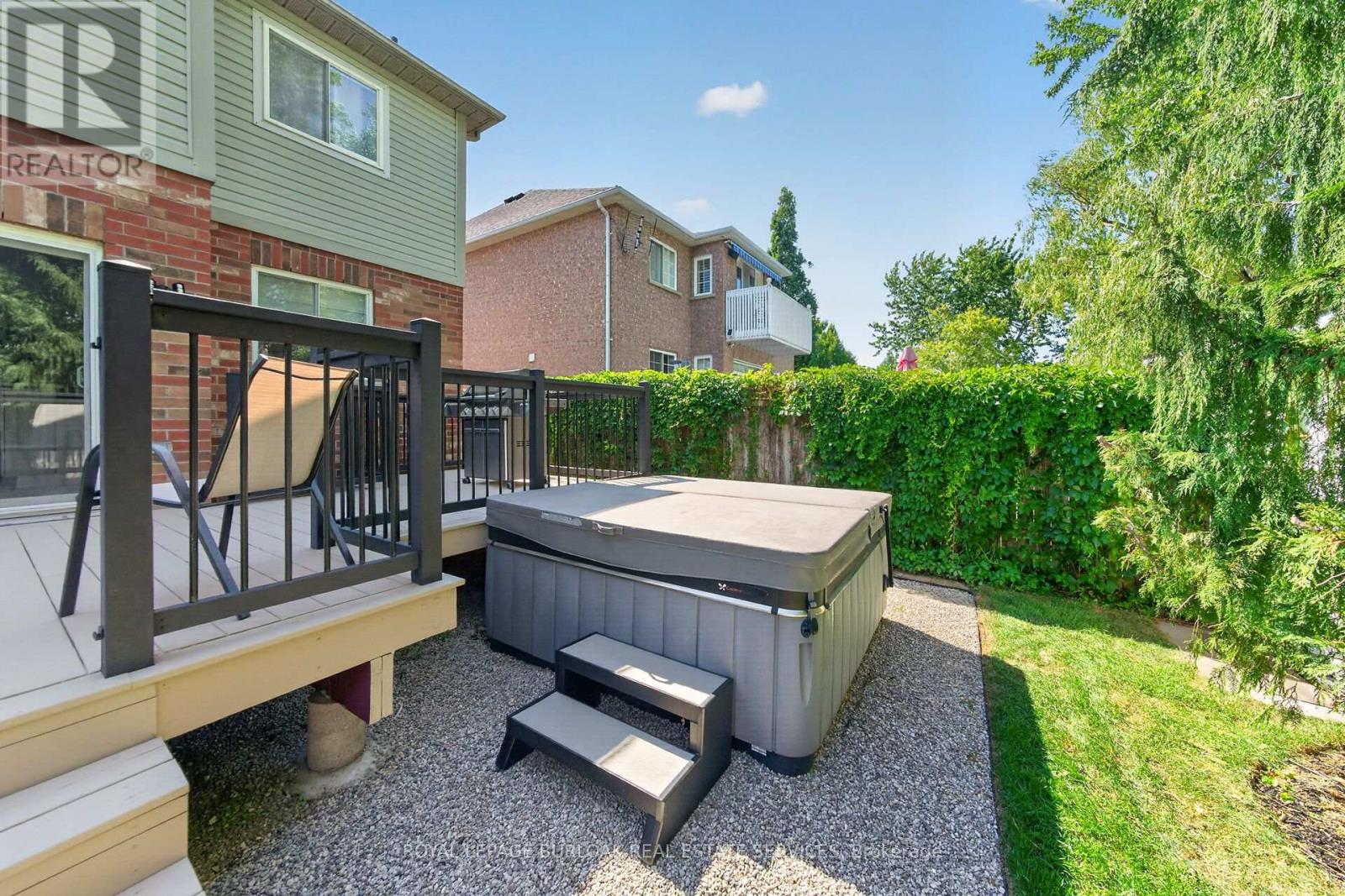 2203 Turnberry Road, Burlington, Ontario L7M 4P9 - Photo 46 - W13766032