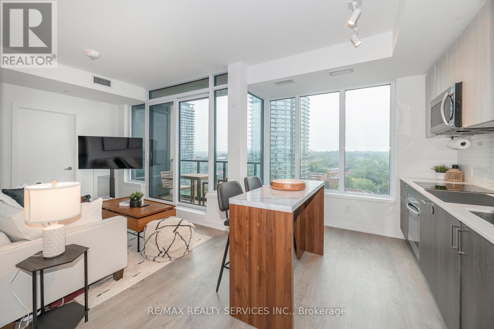 1616 - 1926 Lake Shore Boulevard W, Toronto, Ontario  M6S 1A1 - Photo 8 - W13766116