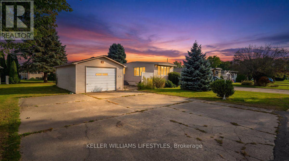 8 STEWART STREET, Strathroy-Caradoc, Ontario