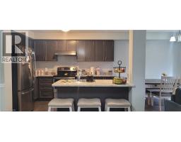 90 BLOOM Crescent, Stoney Creek, Ontario