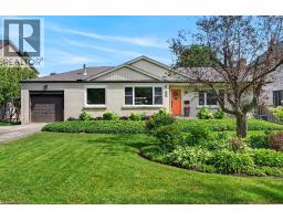 825 KING Road, Burlington, Ontario