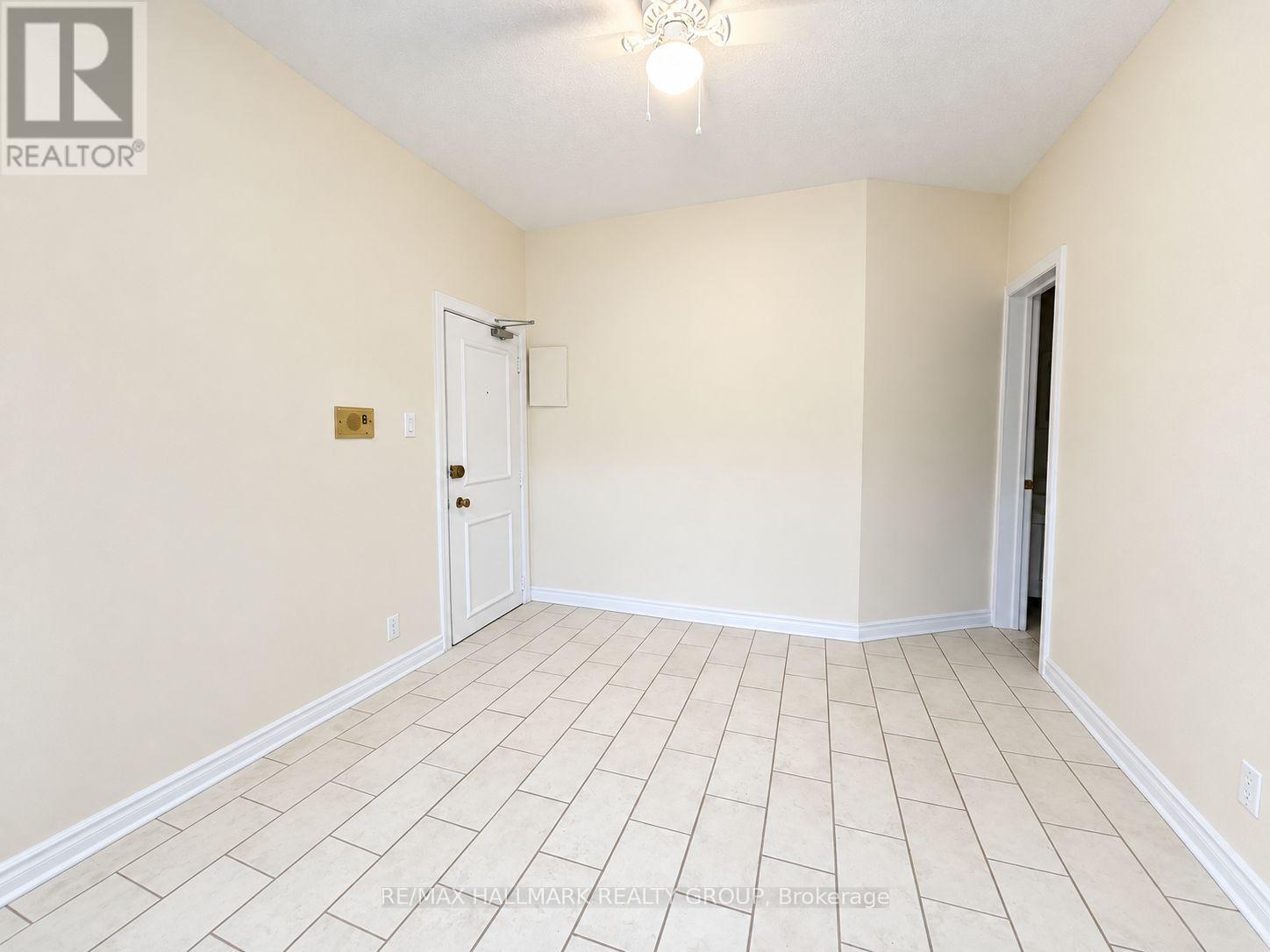 3 - 120 Murray Street, Ottawa, Ontario  K1N 7E6 - Photo 2 - X13549436