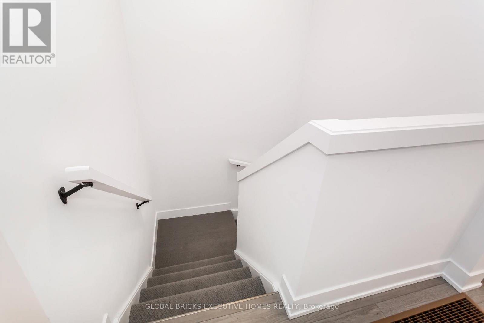 15 - 99 Roger Street, Waterloo, Ontario N2J 0G1 - Photo 18 - X13765788