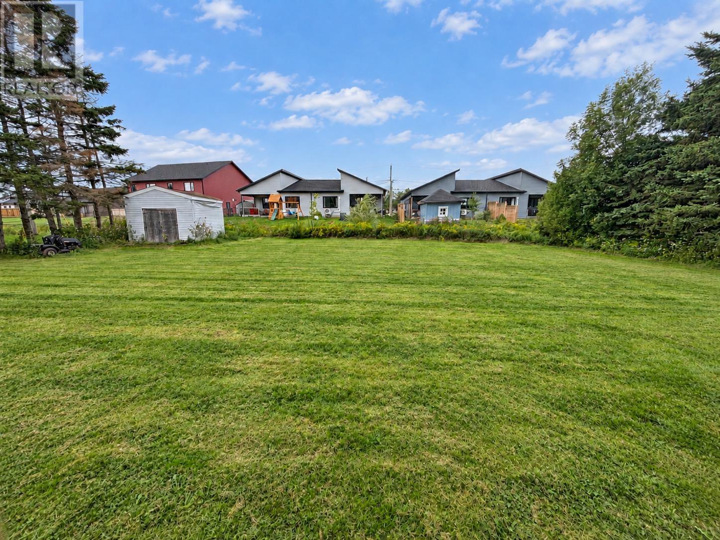 21-23 Thorndale Drive, Charlottetown, Prince Edward Island  C1E 1S8 - Photo 12 - 202622885