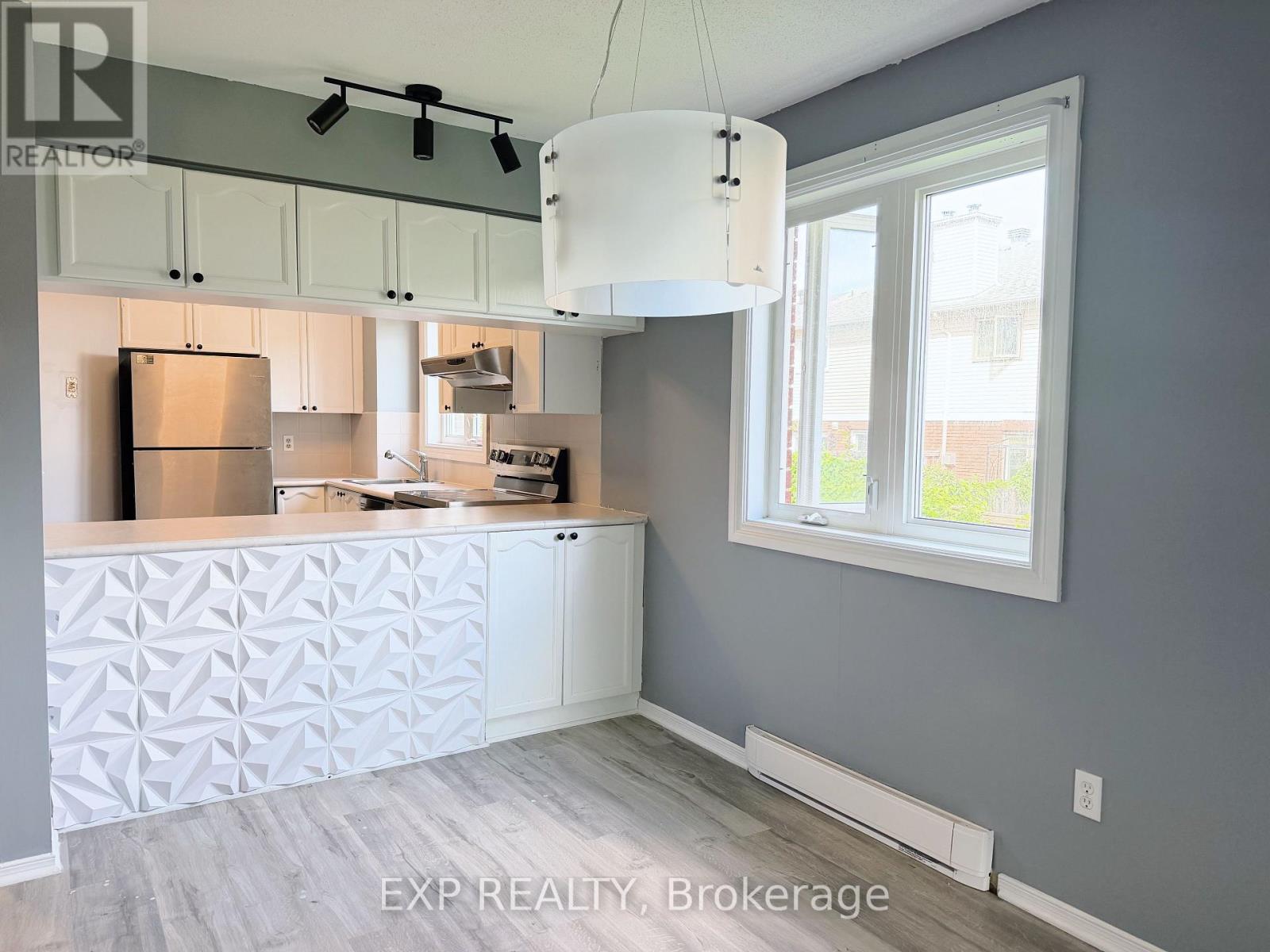 406 Briston Private, Ottawa, Ontario  K1G 5R3 - Photo 9 - X13763922