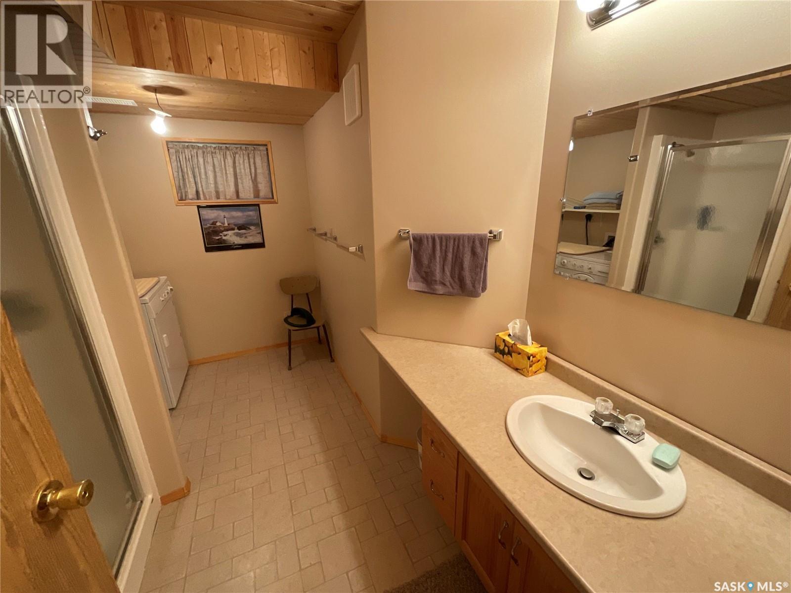 75 Crescent Avenue, Wakaw Lake, Saskatchewan  S0K 4P0 - Photo 18 - SK048062